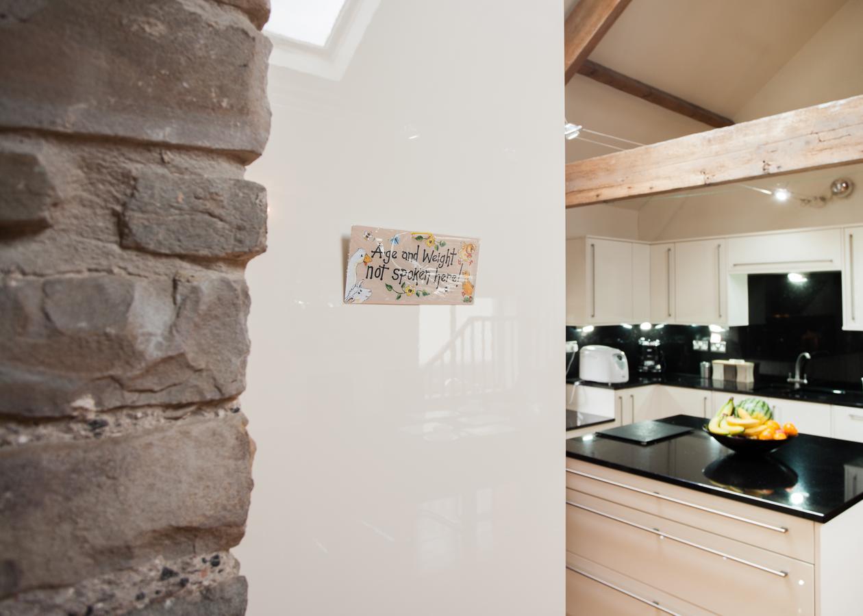 Bed and Breakfast Beudy Bach Cross Hands Exterior foto